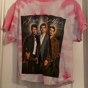 Jonas Brothers tee